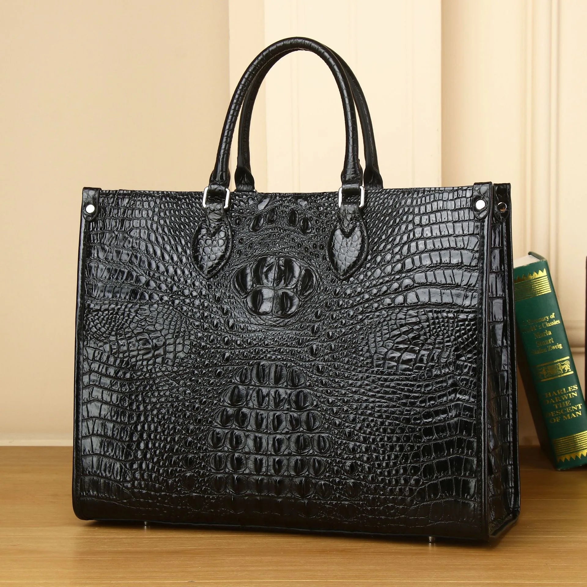 Women's Genuine Cowhide Handbag – Luxury Crocodile Pattern & Modern Design