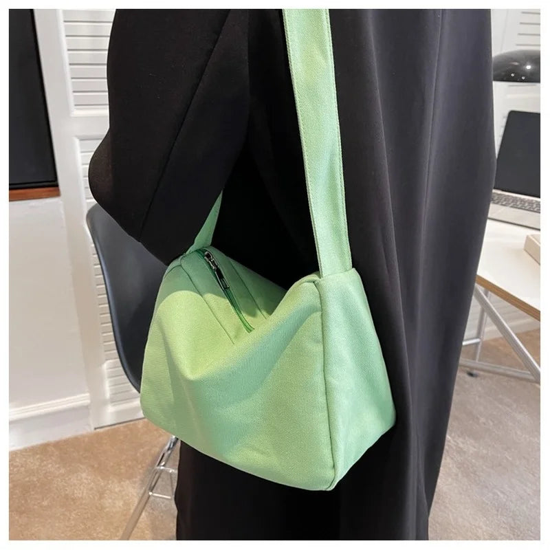 Large-capacity Shoulder Bag Women's Fashion Simple Commuter Messenger Tote Bag