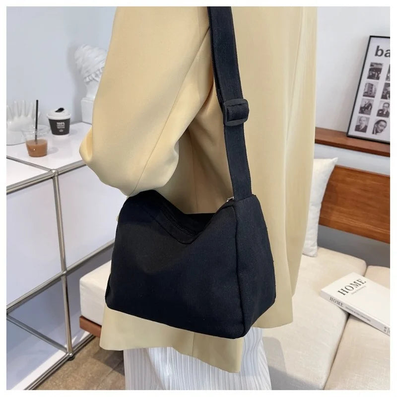 Large-capacity Shoulder Bag Women's Fashion Simple Commuter Messenger Tote Bag